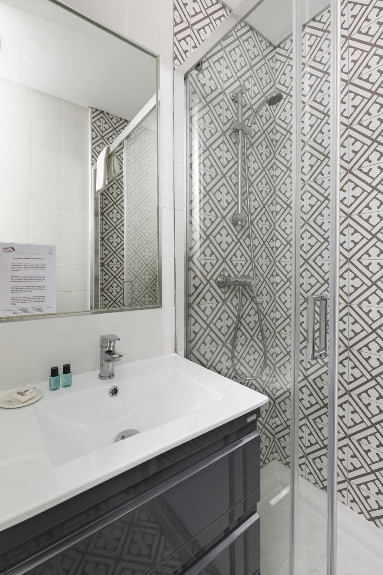 Bra.Com Apartments Oporto Faria Guimaraes 객실 사진